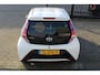 Toyota Aygo 1.0 VVT-i x-play Automaat/Achteruitrijcamera/Airco/Licht metalen velgen/Bluetooth/Centrale vergrendeling/Elektrische ramen