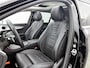 Mercedes-Benz E-klasse Estate 200 Business Solution Panoramadak | Leder | Dode Hoek Ass | Alarm | Sfeerverlichting | Parkeerpakket met Camera | Inclusief 24 maanden Mercedes-Benz Certified garantie voor Europa.