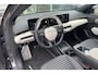 Kia EV4 GT-Line Business Edition 81.4 kWh | Stoel- en stuurwielverwarming | Full map navigatie met Kia Connect | Voorbereid voor draadloze Android Auto en Apple CarPlay | 19" lichtmetalen GT-Line velgen |