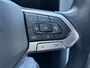 Volkswagen T-Roc 1.0 TSI Life Business Navigatie / Parkeersensoren / Trekhaak afneembaar / App-connect / Digital Cockpit
