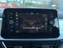 Volkswagen T-Roc 1.0 TSI Life Business Navigatie / Parkeersensoren / Trekhaak afneembaar / App-connect / Digital Cockpit