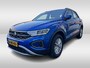 Volkswagen T-Roc 1.0 TSI Life Business Navigatie / Parkeersensoren / Trekhaak afneembaar / App-connect / Digital Cockpit