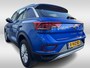 Volkswagen T-Roc 1.0 TSI Life Business Navigatie / Parkeersensoren / Trekhaak afneembaar / App-connect / Digital Cockpit