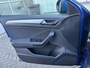 Volkswagen T-Roc 1.0 TSI Life Business Navigatie / Parkeersensoren / Trekhaak afneembaar / App-connect / Digital Cockpit