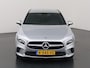 Mercedes-Benz A-klasse 180 Luxury Line | Distronic | Getin glas | Stoelverwarming | Achteruitrijcamera | Apple Carplay |