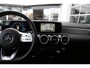 Mercedes-Benz A-klasse 250 e AMG Line Plug in hybride*Perfect MB Onderh.*BTW*1ste Eig.*Apple Carplay-Android/High Perf. Koplamp./Diamond Grille/DAB/Stoelverw./Half Leder/Parkeersens.V+A/18 inch LM*