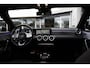 Mercedes-Benz A-klasse 250 e AMG Line Plug in hybride*Perfect MB Onderh.*BTW*1ste Eig.*Pano/Sfeer/Night/MBUX/Apple Carplay-Android/Multi Beam LED Koplamp./Diamond Grille/DAB/Stoelverw./Half Leder/Parkeersens.V+A/19 inch LM*