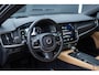 Volvo V90 Cross Country 2.0 T5 AWD Panoramisch schuif-kantel dak | Polestar Engineered Optimalisatie | Klasse III Alarm | Verwarmbare voorstoelen | Parkeerverwarming | Achterbank en Stuurwiel verwarming | Grafisch Head-Up-Display | Parkeer Camera |