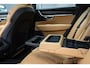 Volvo V90 Cross Country 2.0 T5 AWD Panoramisch schuif-kantel dak | Polestar Engineered Optimalisatie | Klasse III Alarm | Verwarmbare voorstoelen | Parkeerverwarming | Achterbank en Stuurwiel verwarming | Grafisch Head-Up-Display | Parkeer Camera |