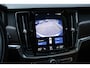 Volvo V90 Cross Country 2.0 T5 AWD Panoramisch schuif-kantel dak | Polestar Engineered Optimalisatie | Klasse III Alarm | Verwarmbare voorstoelen | Parkeerverwarming | Achterbank en Stuurwiel verwarming | Grafisch Head-Up-Display | Parkeer Camera |