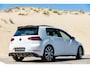 Volkswagen Golf 2.0 TSI GTI Performance Panoramadak/Adaptive cruise control/Digital dash/Achteruitrijcamera/Climate control/Keyless/Parkeersensoren rondom/Dynaudio/19" velgen/Stoel en spiegelverwarming