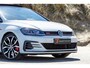 Volkswagen Golf 2.0 TSI GTI Performance Panoramadak/Adaptive cruise control/Digital dash/Achteruitrijcamera/Climate control/Keyless/Parkeersensoren rondom/Dynaudio/19" velgen/Stoel en spiegelverwarming