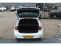 Volkswagen Golf 2.0 TSI GTI Performance Panoramadak/Adaptive cruise control/Digital dash/Achteruitrijcamera/Climate control/Keyless/Parkeersensoren rondom/Dynaudio/19" velgen/Stoel en spiegelverwarming