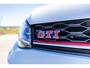 Volkswagen Golf 2.0 TSI GTI Performance Panoramadak/Adaptive cruise control/Digital dash/Achteruitrijcamera/Climate control/Keyless/Parkeersensoren rondom/Dynaudio/19" velgen/Stoel en spiegelverwarming