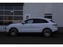 Porsche Cayenne 3.0 E-Hybrid 462PK Plug in*Perfect Onderh.*Luchtvering/PASM/Black Pack/Sportuitlaat/Sport Chrono/Apple Carplay-Android/Standkachel/Elek. Klep./Camera/Rijstrook/Stoelverw./LED/DAB/Parkeersens.V+A/21 inch LM*
