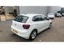 Volkswagen Polo 1.0 TSI Comfortline 95 PK | Apple Carplay | Trekhaak | Adaptive Cruise Control | Lichtmetalen Velgen | Navigatie | LED Dagrijverlichting | Bluetooth | Alarm | DAB Radio | Snelheidsbegrenzer | Verlichting Automatisch |
