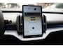 Volvo EX30 Single Motor Extended Range Plus 272pk | Verwarmbare Voorstoelen + Stuurwiel | Harman/Kardon | Pilot Assist | Digital Key Plus