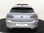 Volkswagen Arteon Shooting Brake 1.4 TSI eHybrid R-Line Business | SoH 90% | Panoramadak | Trekhaak | Head-up display | Adaptieve demping | Stoelverwarming voor en achter | Keyless | Parkeerassistent | Adaptieve cruise control |