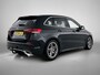 Mercedes-Benz B-klasse 180 Business Solution AMG | Trekhaak | Parkeerpakket met Camera | Car Play | Stoelverwarming | LED | Cruise Controle | Inclusief 24 maanden Mercedes-Benz Certified garantie voor Europa.