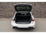 BMW 3-Serie Touring 330e | M-Sport | Live Cockpit | Panorama | H&K | ACC | Leder/Alcantara | Alpin Wit