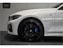 BMW 3-Serie Touring 330e | M-Sport | Live Cockpit | Panorama | H&K | ACC | Leder/Alcantara | Alpin Wit
