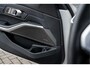 BMW 3-Serie Touring 330e | M-Sport | Live Cockpit | Panorama | H&K | ACC | Leder/Alcantara | Alpin Wit