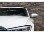 BMW 3-Serie Touring 330e | M-Sport | Live Cockpit | Panorama | H&K | ACC | Leder/Alcantara | Alpin Wit