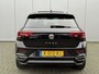 Volkswagen T-Roc 1.5 TSI 3X R-LINE EINDEJAARSAANBIEDING camera pano cruise