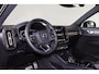 Volvo XC40 T4 Recharge R-Design - IntelliSafe Assist - Parkeercamera achter - Verwarmde voorstoelen & stuur - Draadloze tel. lader - Parkeersensoren voor & achter - High Performance audio - 19' LMV