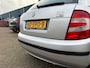Skoda Fabia 1.4-16V Elegance | APK | Stoelverwarming | Airco | Parkeersensoren | EL Ramen | Nieuwe Koppeling |