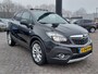 Opel Mokka 1.4 Turbo 140pk Automaat Cosmo+ | Navi | Bi-Xenon | Clima | Cruise | Leder+Comfortstoel | Stoel+Stuurwielverwarming | Pdc V+A+Camera | Licht+Regensensor | Privacy Glass | 17''lm