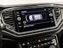 Volkswagen T-Roc 1.5 TSI Sport 150Pk Automaat (VIRTUAL COCKPIT, APPLE CARPLAY, GROOT NAVI, CLIMATE, LEDER, STOELVERWARMING, LED KOPLAMPEN, ZWART HEMEL, GETINT GLAS, CAMERA, ADAPTIVE CRUISE, NIEUWSTAAT)