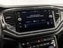 Volkswagen T-Roc 1.5 TSI Sport 150Pk Automaat (VIRTUAL COCKPIT, APPLE CARPLAY, GROOT NAVI, CLIMATE, LEDER, STOELVERWARMING, LED KOPLAMPEN, ZWART HEMEL, GETINT GLAS, CAMERA, ADAPTIVE CRUISE, NIEUWSTAAT)