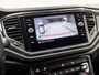 Volkswagen T-Roc 1.5 TSI Sport 150Pk Automaat (VIRTUAL COCKPIT, APPLE CARPLAY, GROOT NAVI, CLIMATE, LEDER, STOELVERWARMING, LED KOPLAMPEN, ZWART HEMEL, GETINT GLAS, CAMERA, ADAPTIVE CRUISE, NIEUWSTAAT)