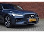 Volvo V60 B4 211PK Automaat Plus Dark | Climate | Trekhaak | Schuif-/kanteldak | Lighting |