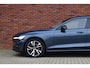 Volvo V60 B4 211PK Automaat Plus Dark | Climate | Trekhaak | Schuif-/kanteldak | Lighting |