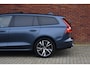 Volvo V60 B4 211PK Automaat Plus Dark | Climate | Trekhaak | Schuif-/kanteldak | Lighting |