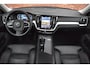 Volvo V60 B4 211PK Automaat Plus Dark | Climate | Trekhaak | Schuif-/kanteldak | Lighting |