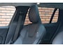 Volvo V60 B4 211PK Automaat Plus Dark | Climate | Trekhaak | Schuif-/kanteldak | Lighting |