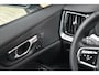 Volvo V60 B4 211PK Automaat Plus Dark | Climate | Trekhaak | Schuif-/kanteldak | Lighting |