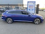 Volkswagen Arteon Shooting Brake 1.4 TSI eHybrid R-Line Business+ met o.a. panodak, Winterpakket, trekhaak, LED, sfeer, etc.
