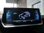 Peugeot e-2008 EV Allure 50 kWh | Adaptive cruise control | Navigatie | Achteruitrijcamera | Lichtmetalen velgen | 3 Fase | Extra getint glas | Keyless start | Stoelverwarming
