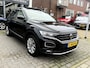 Volkswagen T-Roc 1.5 TSI Sport,Panoramadak,Trekhaak,Apple Carplay/Android,L.M.Velgen
