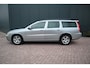 Volvo V70 2.4 Edition Classic Automaat Leder Navigatie Trekhaak