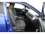 Toyota C-HR 2.0 Hybrid Bi-Tone | Stuur en stoelverwarming | Dodehoek detectie | Apple carplay android auto |