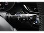 Toyota C-HR 2.0 Hybrid Bi-Tone | Stuur en stoelverwarming | Dodehoek detectie | Apple carplay android auto |