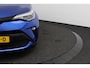 Toyota C-HR 2.0 Hybrid Bi-Tone | Stuur en stoelverwarming | Dodehoek detectie | Apple carplay android auto |