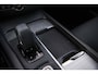 Volvo V60 2.0 B3 Essential Edition | Sport Pack | 19" Black Edition Velgen | Leder | Adaptieve Cruise Control | Stoelverwarming | Park Assist |