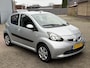 Toyota Aygo 1.0-12V | AIRCO | 5DRS | ALLSEASON BANDEN | ELEKTR PAKKET |