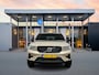 Volvo XC40 B4 Plus Dark | 19" | Panoramadak | 360 Camera | Harman Kardon | Elektr. verst. stoelen | Adaptieve Cruise | BLIS | Keyless | Stoel/stuurverwarming